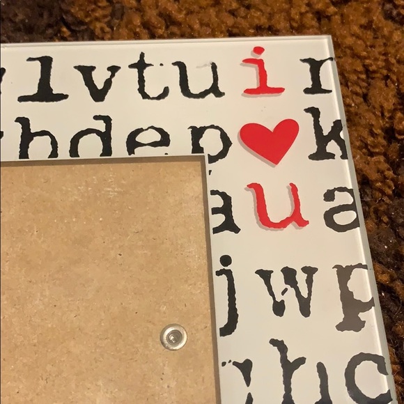Alphabet “I ❤️ U” Picture Frame - Picture 3 of 6